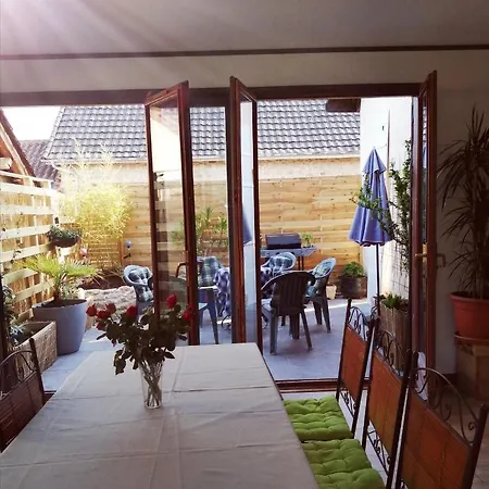 Les Farios Avec Terrasse