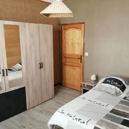 Les Farios Avec Terrasse