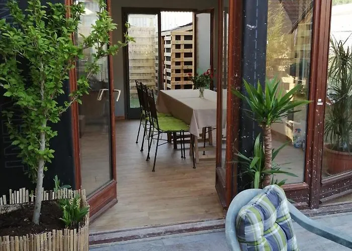 Les Farios Avec Terrasse *