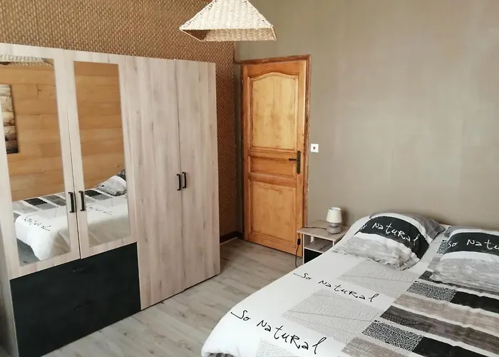 Les Farios Avec Terrasse